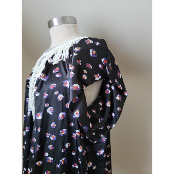 BOOHOO DINA Pearl Neck trim dress - Picture 5 of 8